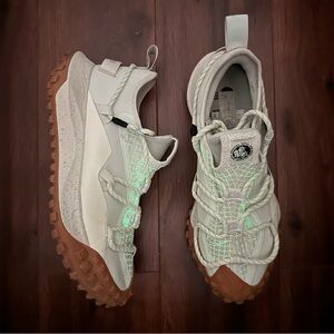 Nike ACG Mountain Fly Low